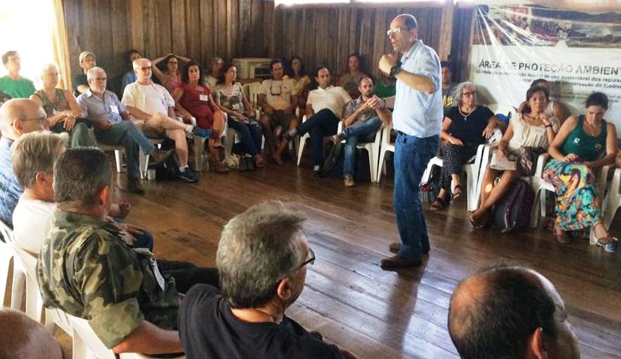 Conselho Gestor da APA Baleia Franca debate gestão costeira